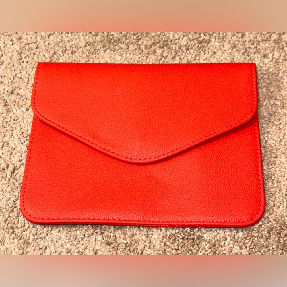 Thirty-One Signature Tote. Pattern Coastal Red - Picture 4 of 15